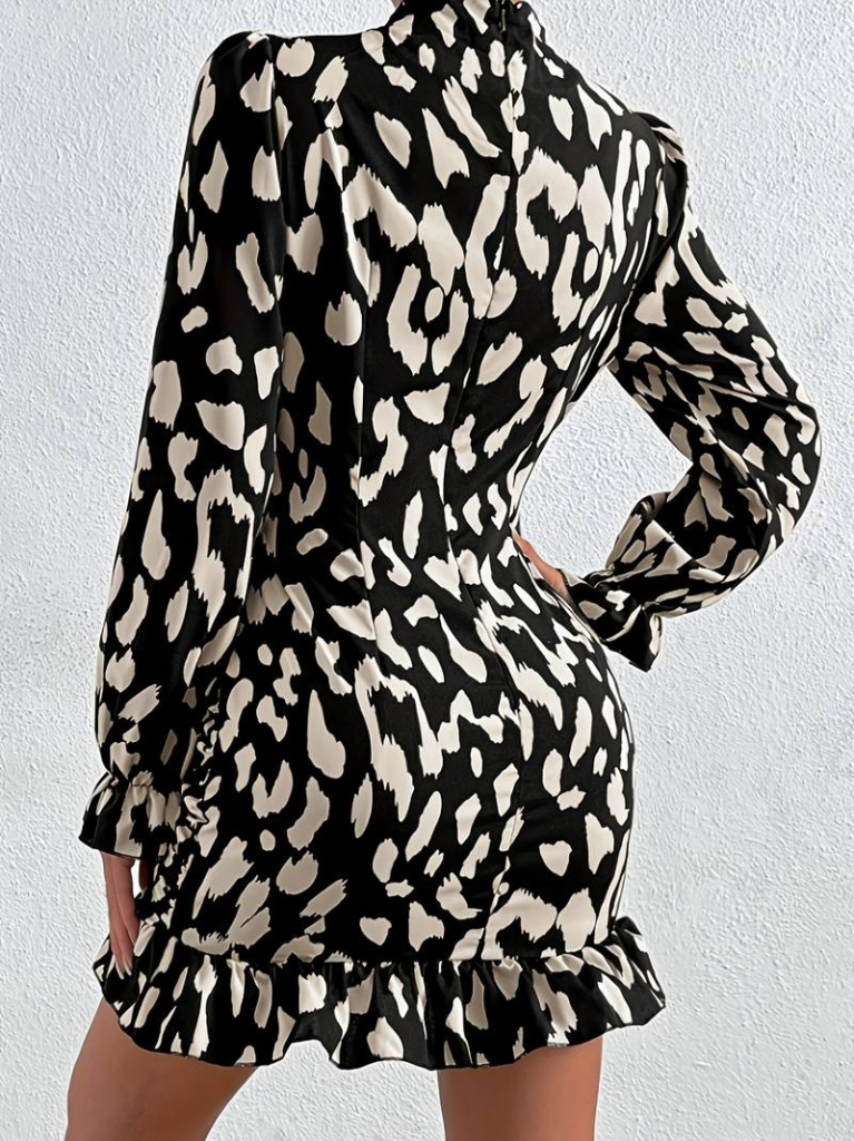 Kadın Uzun Kollu Balıkçı Yaka Yanlardan Büzgü Detaylı Kısa Dalgıç Elbise - Görsel 3