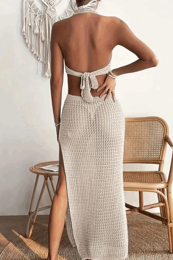 Kadın Göğüs Dekolteli Derin Yırtmaçlı Triko Pareo