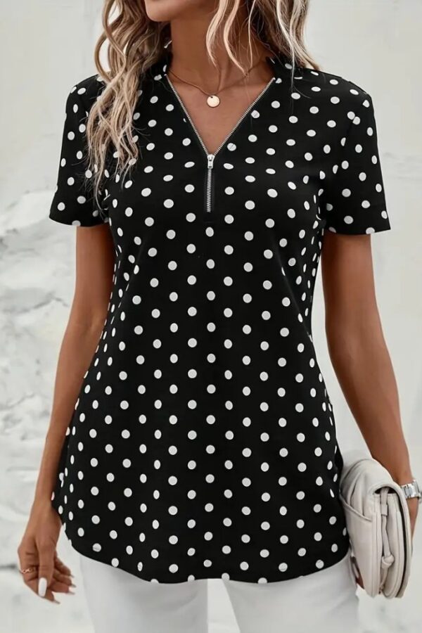Kadın Kısa Kollu Yakadan Fermuarlı Puantiyeli Uzun Dokuma Viskon Bluz