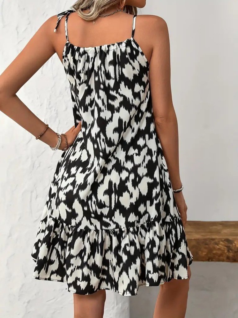 Kadın Boyundan Askılı Desenli Fırfırlı Süprem Elbise - Görsel 3