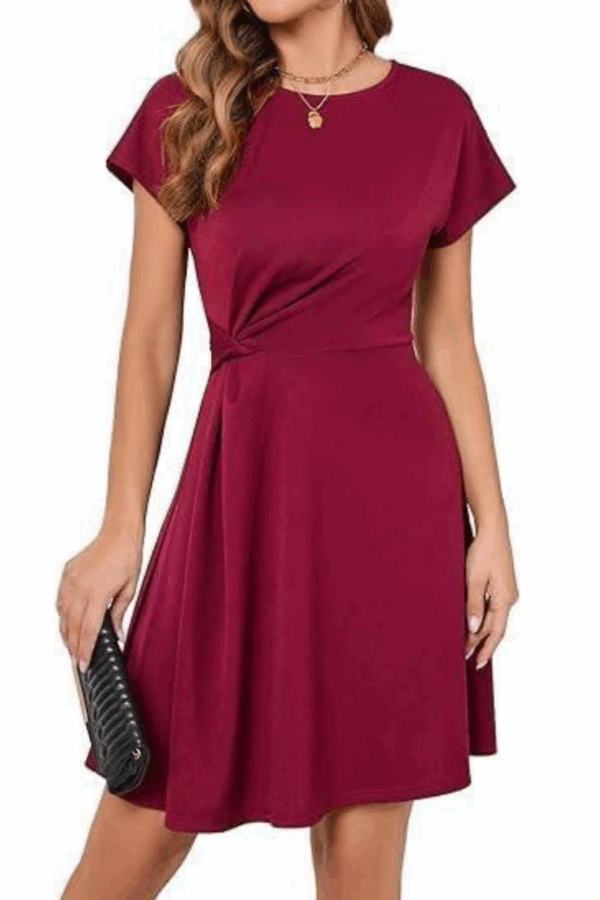 Kadın Sendy Kumaş Büzgü Detaylı Kısa Kollu Elbise