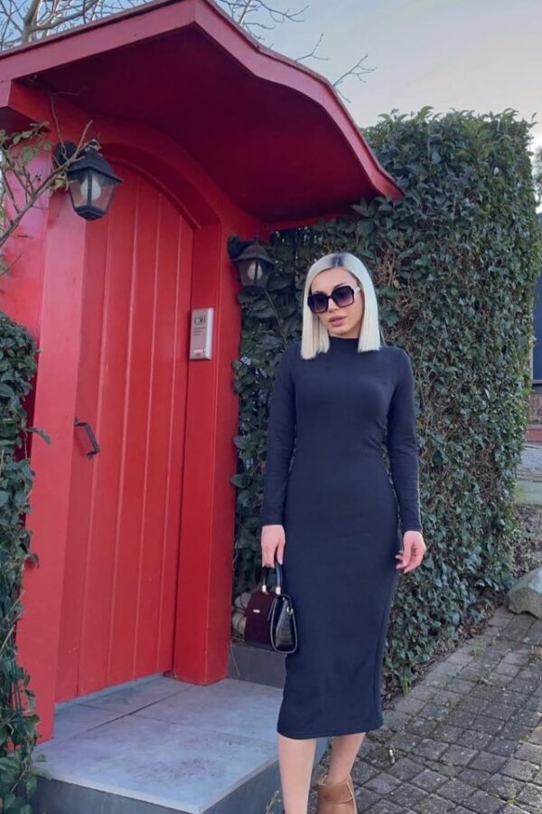 Kadın Yarım Balıkçı Yaka Süet Kumaş Fırsat ürün Midi Boy Elbise