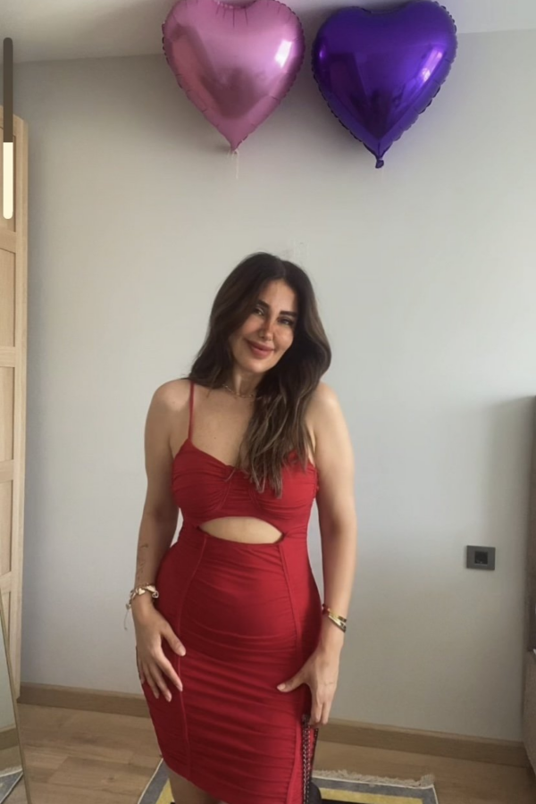 Kadın Omuz Askılı Göbek Ve Sırt Dekolteli Gipe Ve Büzgü Detay Fırsat ürün Mini Elbise