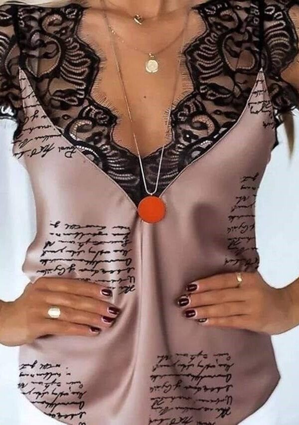 Kadın Mektup Desenli Dantel Detaylı Mikro Kumaş Bluz