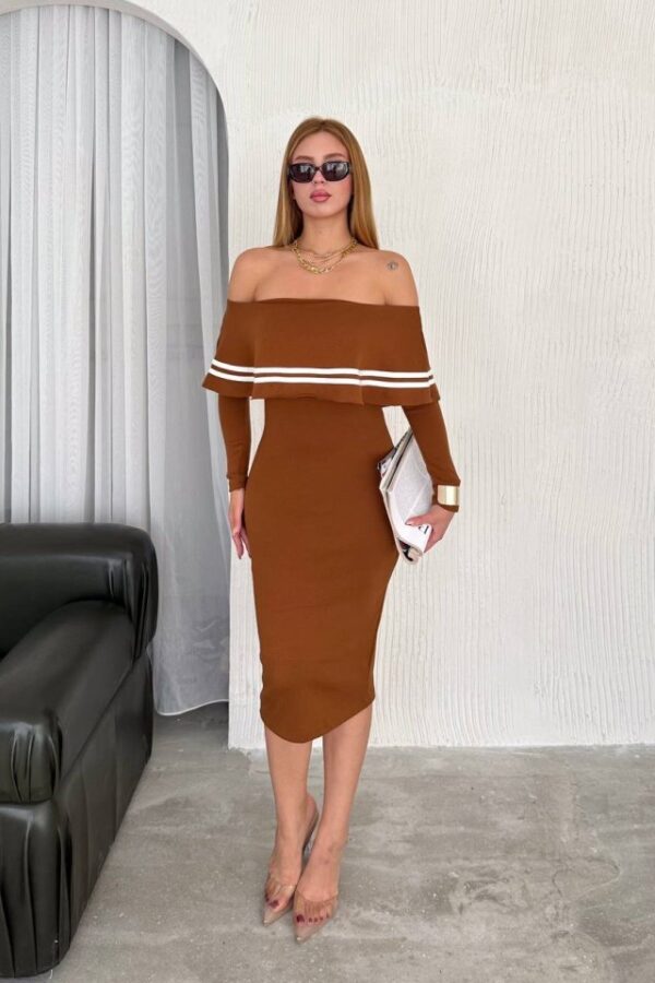 Kadın Fırsat ürünü Madonna Yaka Midi Boy Triko Elbise