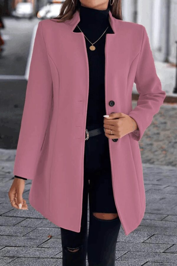 Kadın Uzun Kollu Kırlangıç Yaka önden Düğmeli Kısa Kaşe Kaban