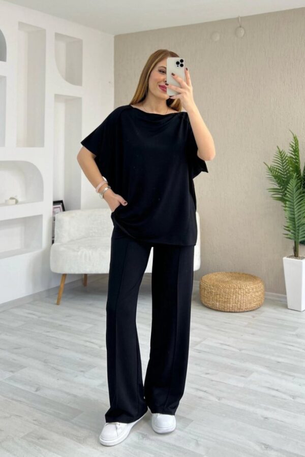 Kadın Kısa Kollu Kayık Yakalı Dikiş Izi Detaylı Viskon Iki Iplik Bluz Ve Pantolon Ikili Takım