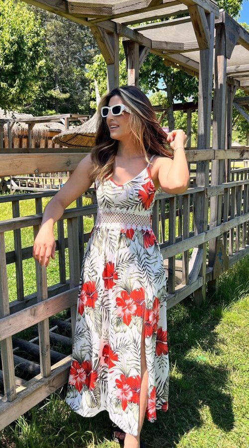 Kadın Ip Askılı V Yakalı Bel Güpür çiçek Desenli Yandan Yırtmaçlı Maksi Süprem Elbise