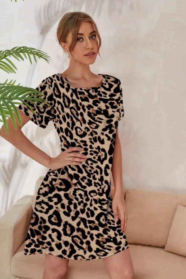 Kadın Kısa Kollu Bisiklet Yaka Leopa Desen Süprem Elbise