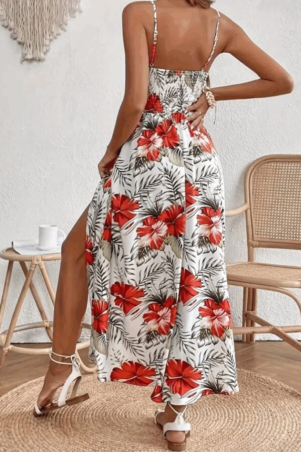 Kadın Ip Askılı V Yakalı Bel Güpür çiçek Desenli Yandan Yırtmaçlı Maksi Süprem Elbise