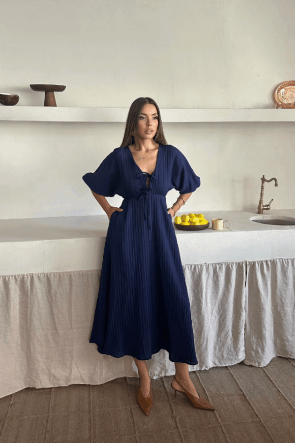 V YAKA DÖKÜMLÜ ELBİSE - Lacivert