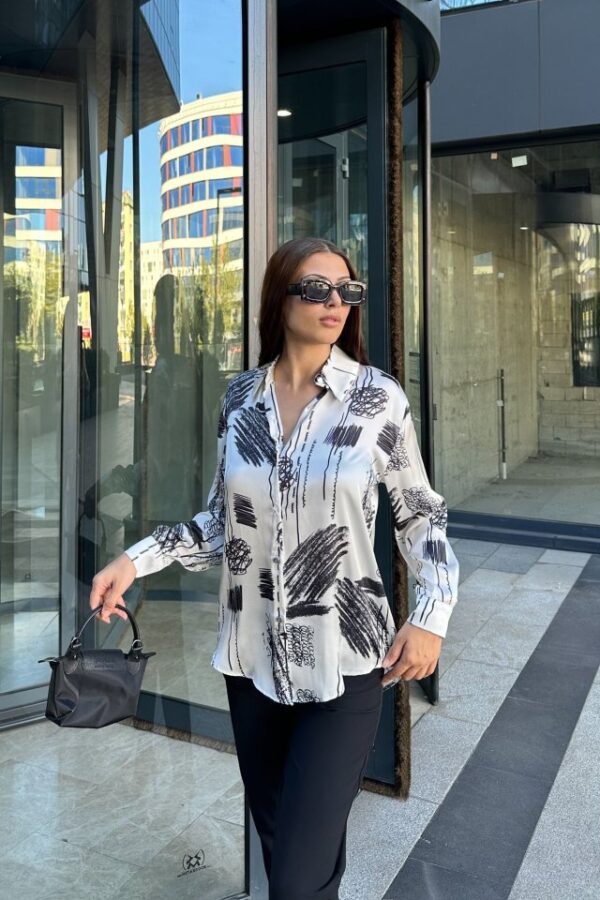 Kadın Uzun Kollu Dijital Baskılı Salaş Saten Gömlek