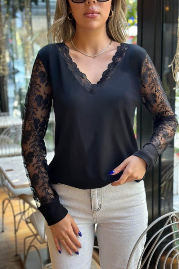 Kadın Uzun Kollu V Yakalı Dantel Detaylı Viskon Bluz