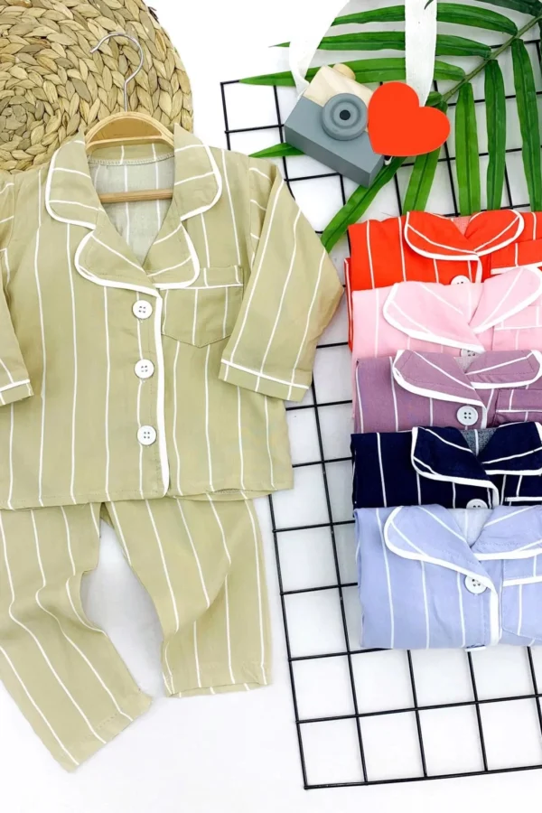 9-12-18-24 Ay Çizgili Düğme Kapamalı 2li Kız Erkek Bebek Pijama Takımı Mor