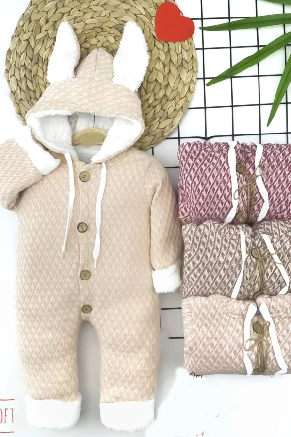 9-12-18-24 Ay Düğme Kapamalı Kapşonlu Motif Desenli Örme Kumaş Kız Erkek Bebek Tulumu Krem