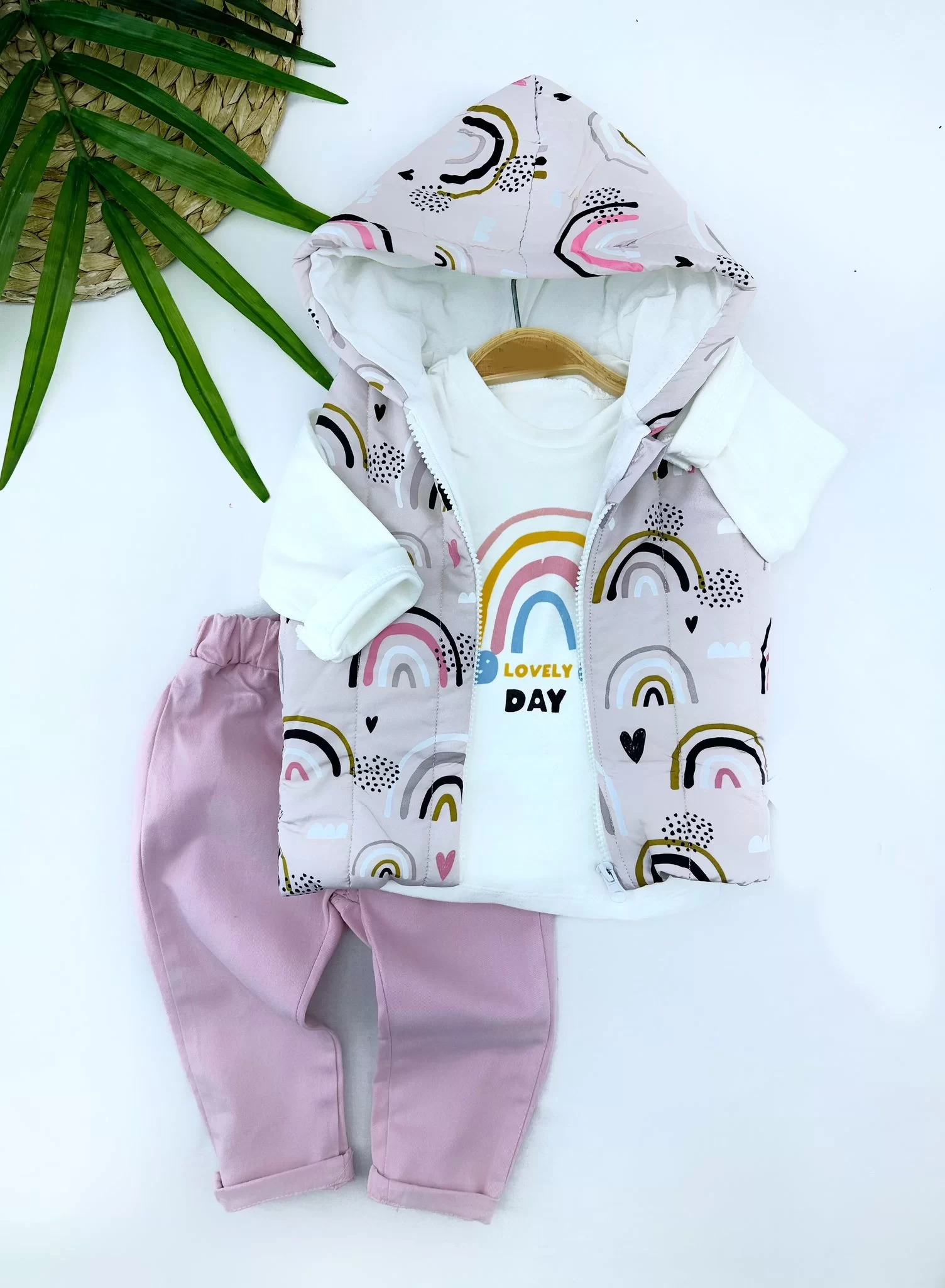 9-12-18-24 Ay Kapşonlu Fermuarlı Baskılı Şişme Yelek Sweat Pantolonlu 3lü Kız Erkek Bebek Takımı