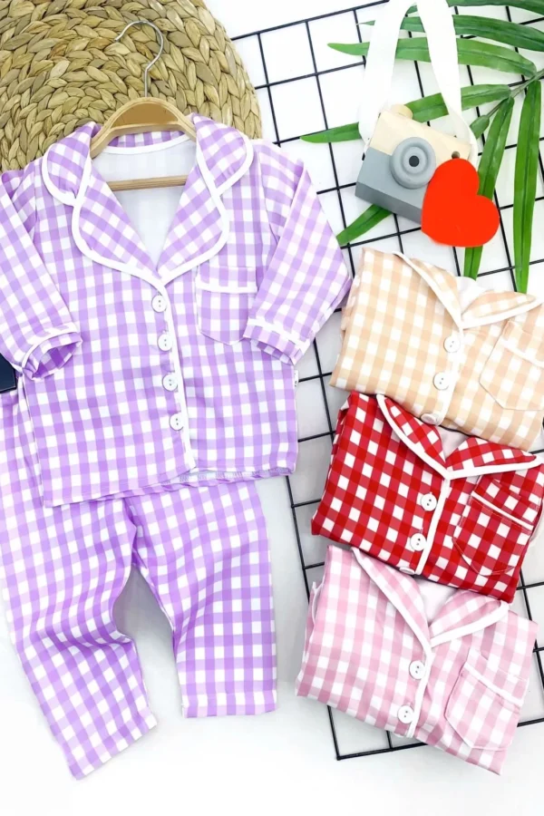 9-12-18-24 Ay Kare Baskılı Düğme Kapamalı 2li Kız Erkek Bebek Pijama Takımı Lila