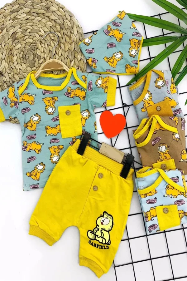 9-12-18-24 Ay Lastik Paça Şortlu Garfield Baskılı 2li Erkek Bebek Takımı