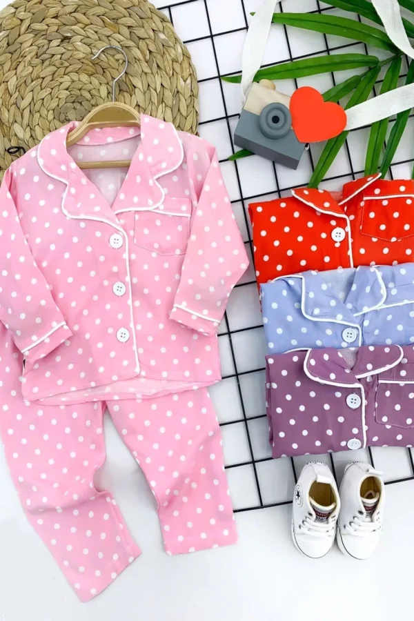 9-12-18-24 Ay Puantiyeli Düğme Kapama 2li Kız Erkek Bebek Pijama Takımı Mor
