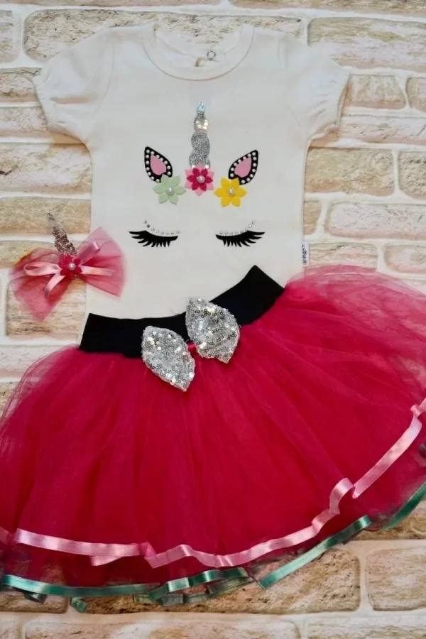 9-12-18 Ay Payetli Pony Nakışlı Tokalı Kısa Kollu Tütü Etek 3lü Kız Bebek Takımı