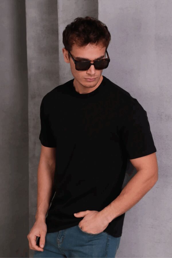 Erkek Relax Fit Bisiklet Yaka %100 Pamuk Rahat Kesim Basic Tişört