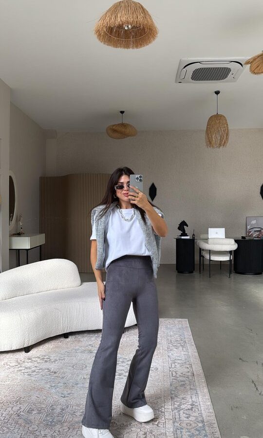 Kadın Yüksek Bel Süet Kumaş Ispanyol Paça Detay Pantolon