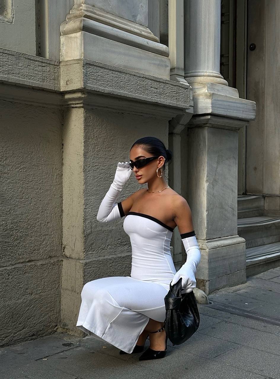 Kadın Dalgıç Kumaş Askısız Yırtmaç Detaylı Elbise - Görsel 4