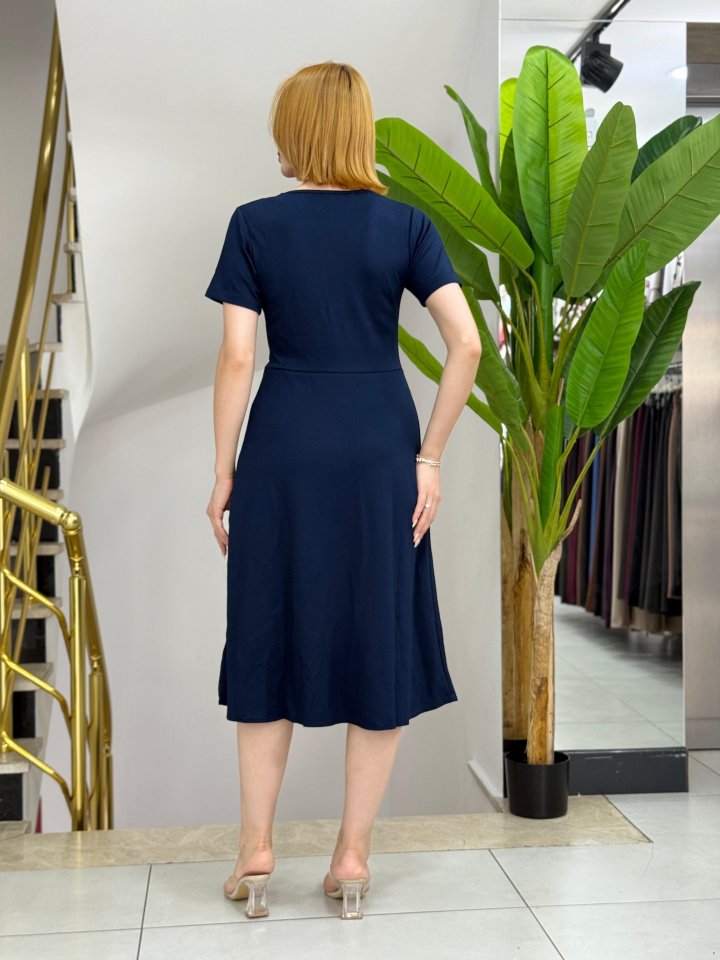 Kadın Kısa Kollu V Yakalı önden Düğmeli A Kesim Dokuma Elbise - Görsel 3