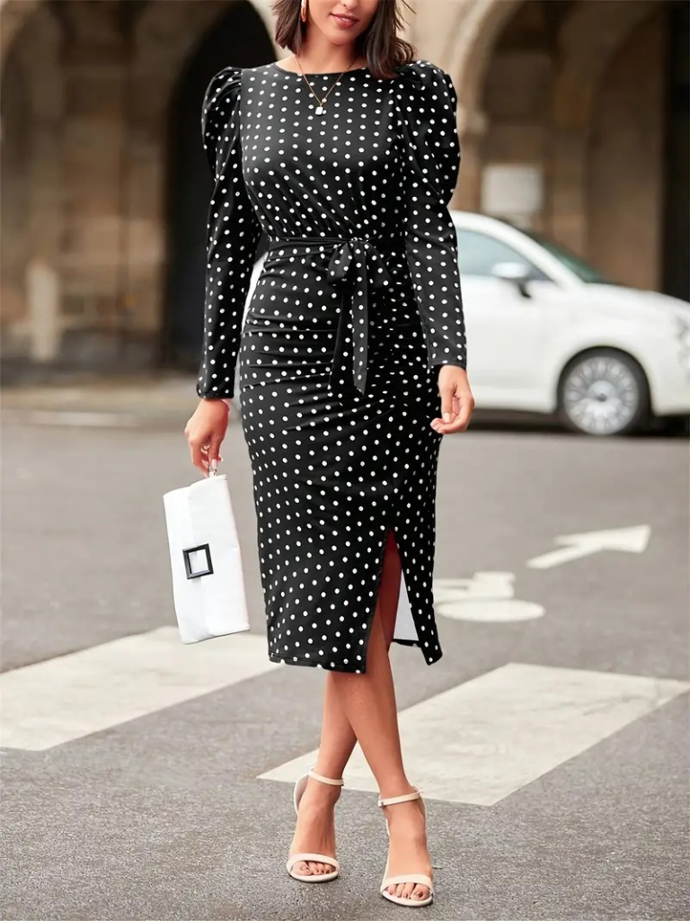 Kadın Uzun Kollu Yuvarlak Yaka Belden Kuşaklı önden Yırtmaçlı örme Krep Elbise - Görsel 9