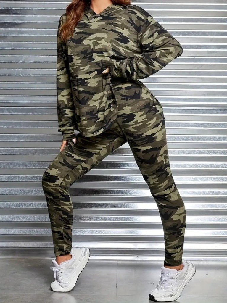 Kadın Uzun Kollu Kapşonlu Kamuflaj Desenli Bluz Ve Pantolon Tayt Ikili Takım - Görsel 4