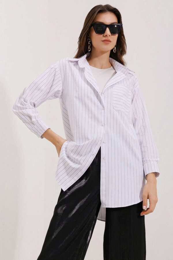 20217 Cep Detaylı Çizgili Oversize Gömlek - Pudra