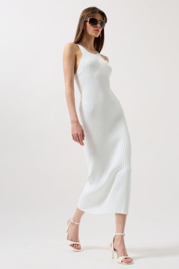 Halter Yaka Zincir Aksesuarlı Çapraz Askılı Elbise