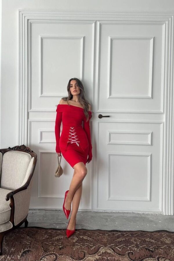 Bağcık Detaylı Straplez Elbise