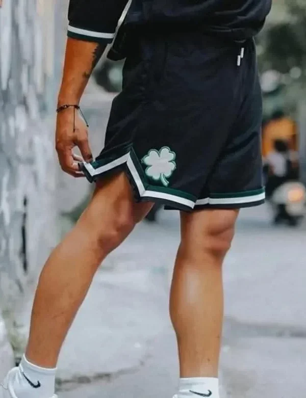 Erkek İki İplik Nakışlı Şort - Siyah