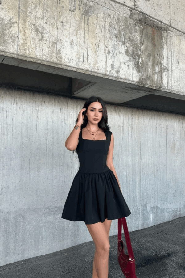 Kolsuz Mini Elbise- Siyah