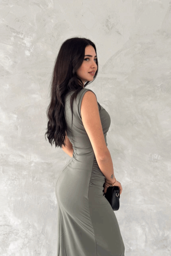 Kolsuz Yırtmaçlı Uzun Maxı Boy Elbise - Yeşil