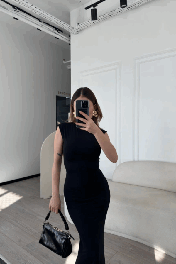 Kolsuz Uzun Likralı Elbise - Siyah