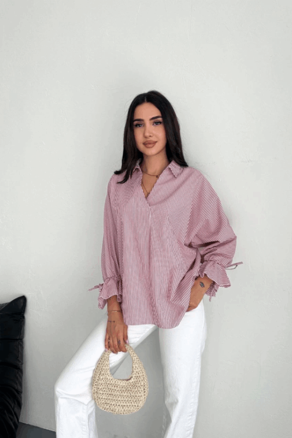 Arkası Asimetrik Yırtmaç Kesim Detaylı Cizgili Bluz Gömlek - Bordo