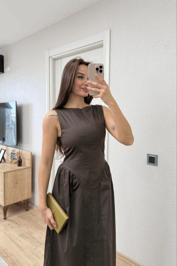 Önden Fermuar Detaylı Kolsuz Uzun Elbise - Kahve