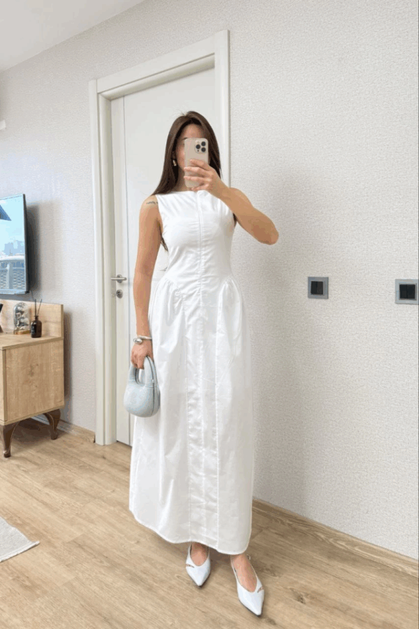 Önden Fermuar Detaylı Kolsuz Uzun Elbise - Beyaz