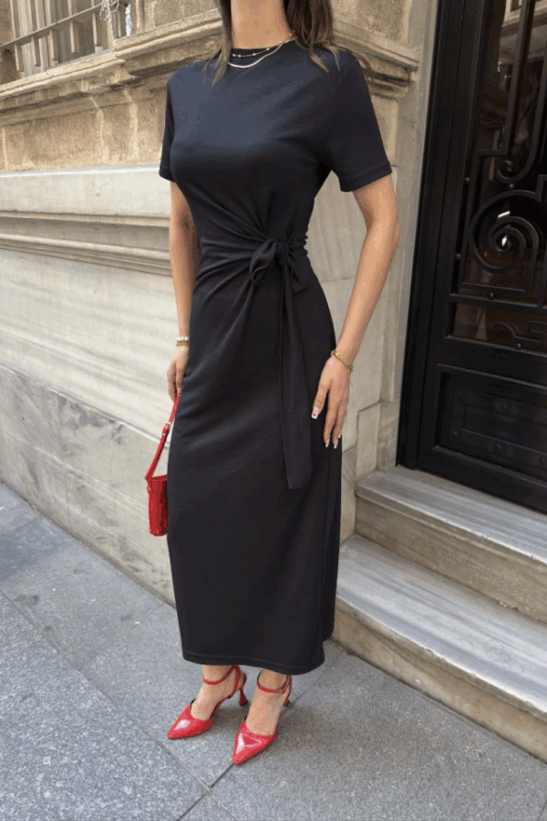 Osy Modal Yumuşak Dokulu Kumaş Bisiklet Yaka Kısa Kollu Kuşaklı Uzun Elbise - Siyah