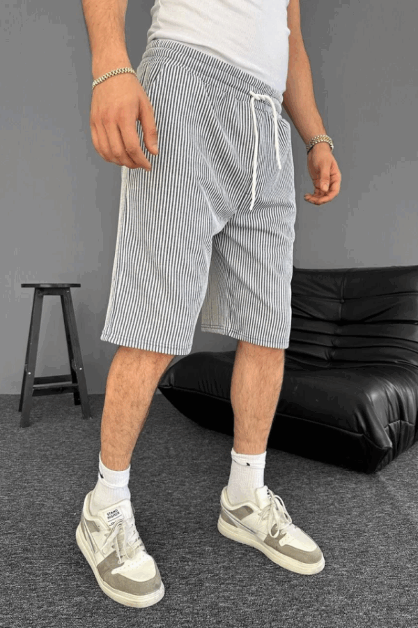 Su Yolu Çizgili Cepli Şort- Gri