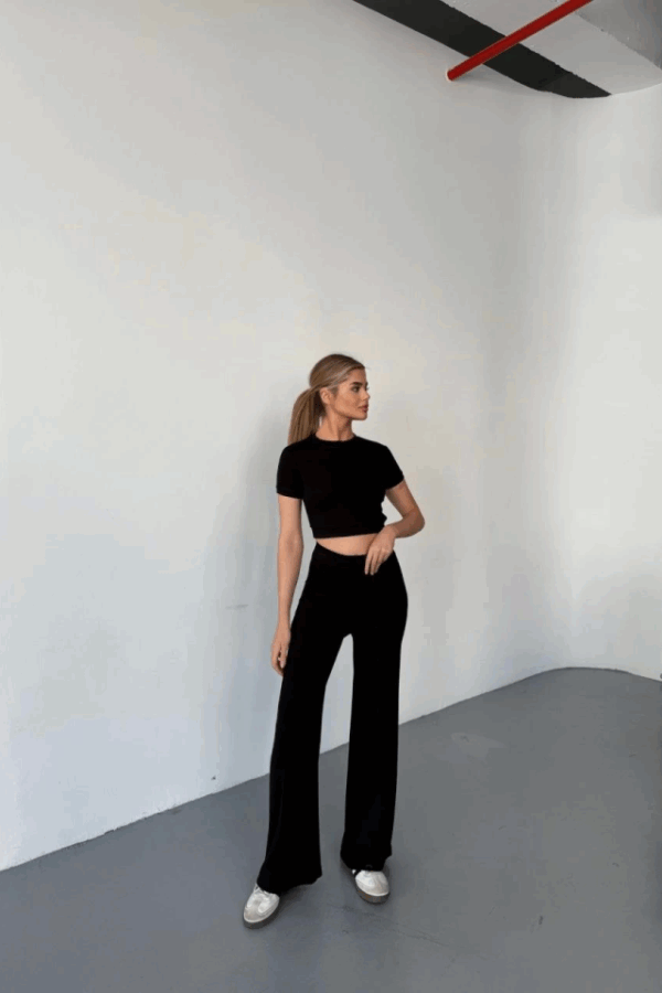 Osy Modal Yumuşak Dokulu Kumaş Kısa Kollu Crop Rahat Pantalon Ikili Takım - Siyah