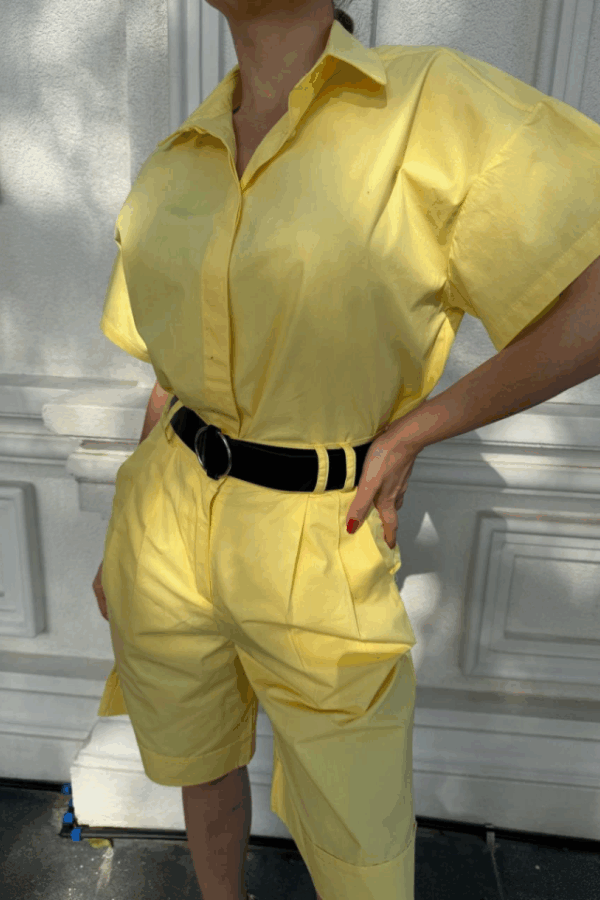 Yakalı Gömlek Kemerli Şortlu Takım - Sarı