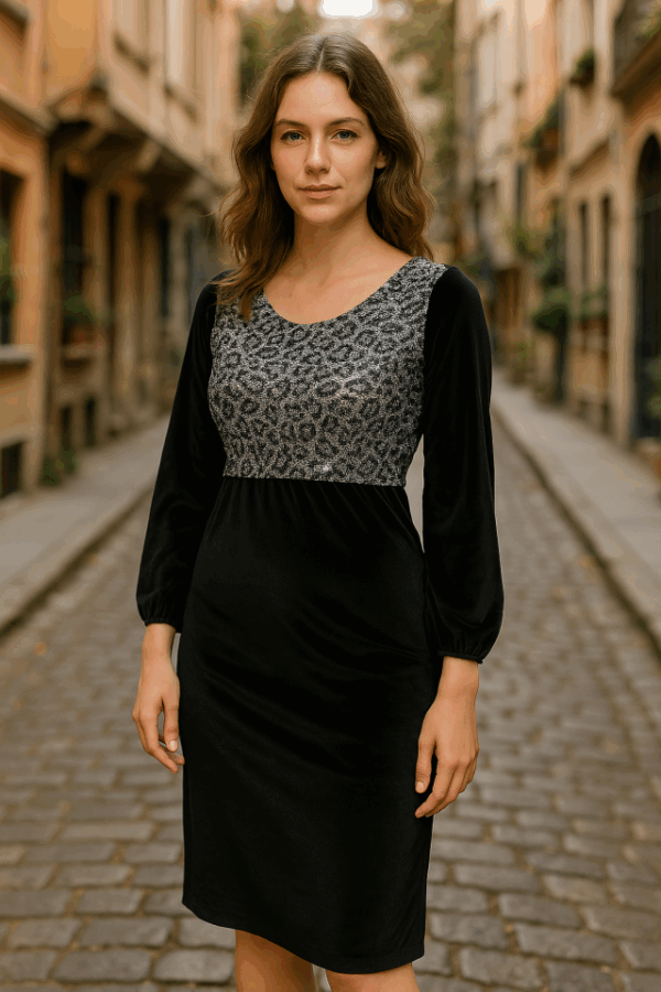 Kadın Fırsat ürünü Leopar Desen Pul Payet Işlemeli Midi Boy Kadife Kumaş Elbise