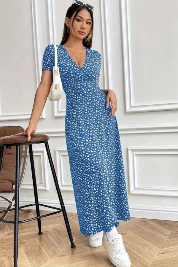 Kadın Kısa Kollu Kruvaze Yakalı çiçek Desenli Süprem Elbise