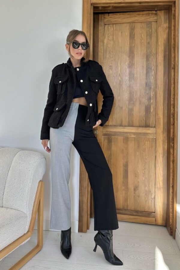 Siyah Cepli Yumoş Ceket