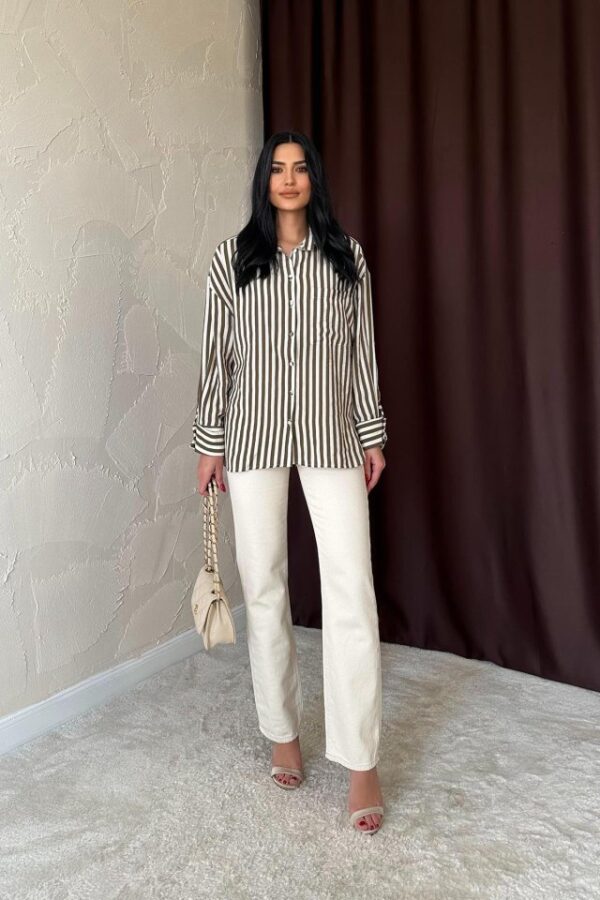Siyah Çizgili Gömlek