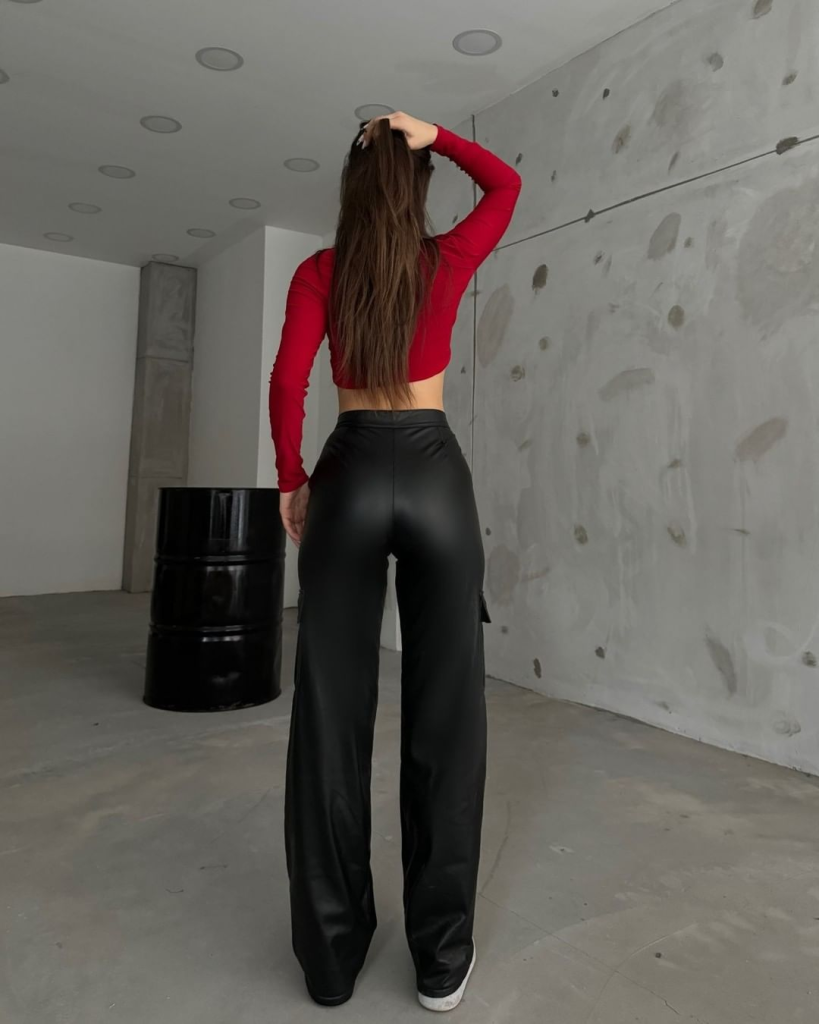 Kadın Yüksek Bel önden Fermuarlı Yandan Cep Detaylı Deri Kargo Pantolon - Görsel 3