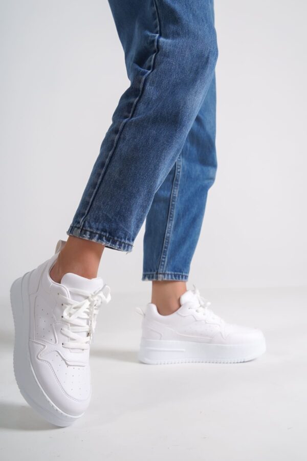 ALESSI Bağcıklı Ortopedik Taban Kadın Sneaker Spor Ayakkabı CBT - Beyaz